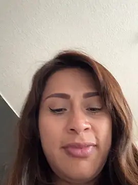 valeria absurdah online show from December 2025 10:25:02 PM