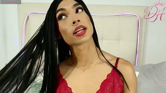 Snapshot of Daphne_Hills chatting on April 2026 07:00:01 PM Daphne Hills online show from April 2026 07:00:01 PM