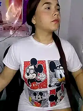 Snapshot of Girl_Nasty_Dirty chatting on April 2026 02:33:01 AM Girl Nasty Dirty online show from April 2026 02:33:01 AM