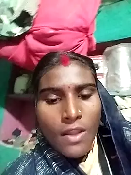 Big Lovexx online show from November 2025 04:25:01 PM