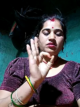 Snapshot of Hot_kamla chatting on April 2026 11:40:01 PM Hot kamla online show from April 2026 11:40:01 PM