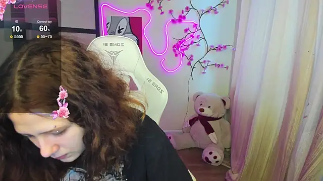 Anora Miller online show from November 2025 08:03:01 AM