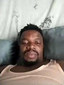 Snapshot of Vendadickman chatting on November 2025 12:23:02 PM Vendadickman online show from November 2025 12:23:02 PM