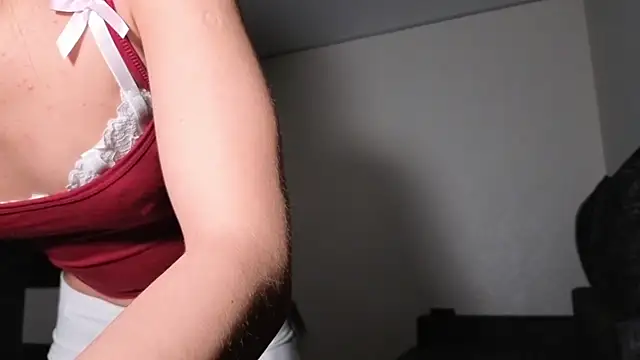 Snapshot of BabySofa chatting on April 2026 09:04:01 PM BabySofa online show from April 2026 09:04:01 PM