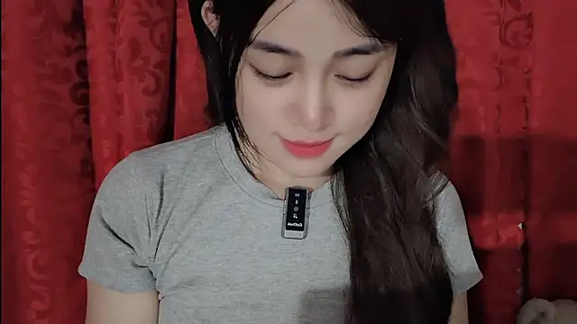 Snapshot of MiCandy-Lovee chatting on March 2026 03:48:01 PM MiCandy-Lovee online show from March 2026 03:48:01 PM