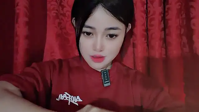 Snapshot of MiCandy-Lovee chatting on March 2026 01:06:01 PM MiCandy-Lovee online show from March 2026 01:06:01 PM