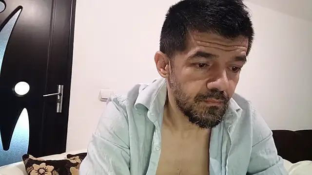 Snapshot of Dale_E chatting on March 2026 05:12:02 AM Dale E online show from March 2026 05:12:02 AM