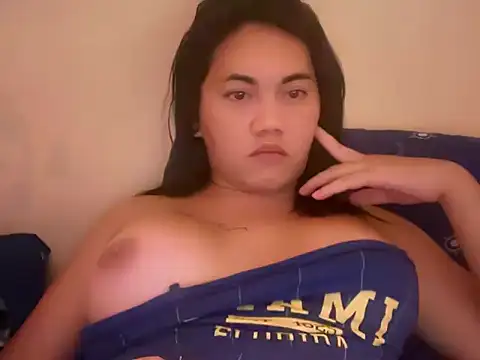 Snapshot of Pretty_moccha chatting on April 2026 11:18:02 AM Pretty moccha online show from April 2026 11:18:02 AM