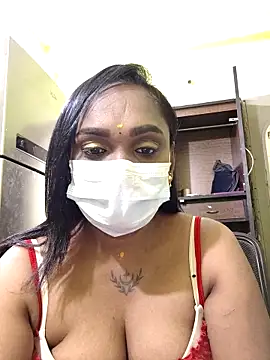 Snapshot of Dharshini98 chatting on February 2026 11:09:02 AM Dharshini98 online show from February 2026 11:09:02 AM