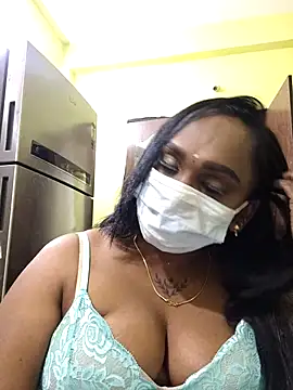 Snapshot of Dharshini98 chatting on February 2026 04:58:02 PM Dharshini98 online show from February 2026 04:58:02 PM