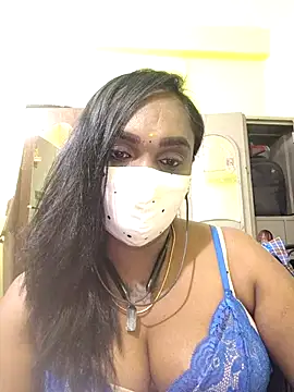 Snapshot of Dharshini98 chatting on February 2026 07:48:01 AM Dharshini98 online show from February 2026 07:48:01 AM