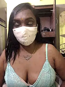 Snapshot of Dharshini98 chatting on February 2026 11:25:02 PM Dharshini98 online show from February 2026 11:25:02 PM