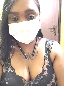 Snapshot of Dharshini98 chatting on March 2026 05:36:01 AM Dharshini98 online show from March 2026 05:36:01 AM