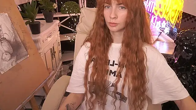 Nicol Moonn online show from April 2026 04:37:02 PM