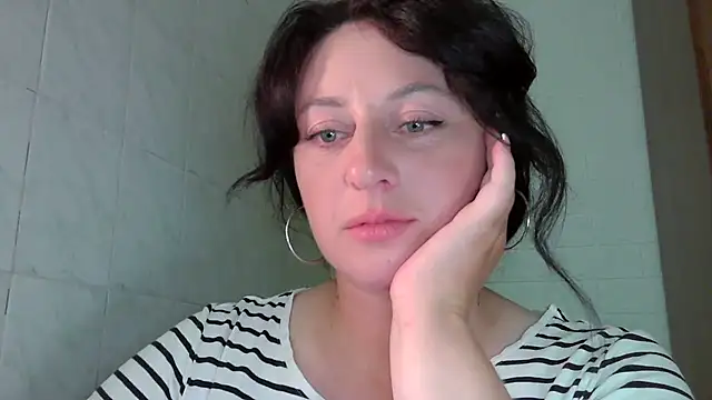 Snapshot of MelinaAx chatting on July 2026 07:02:02 PM MelinaAx online show from July 2026 07:02:02 PM