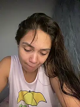Snapshot of carolsapequinha chatting on July 2026 01:20:02 PM carolsapequinha online show from July 2026 01:20:02 PM