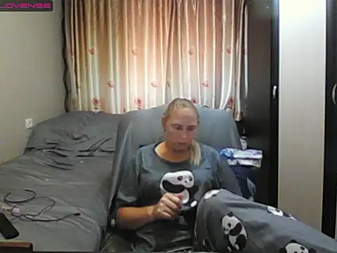 JenniDeep online show from July 2026 09:17:01 AM