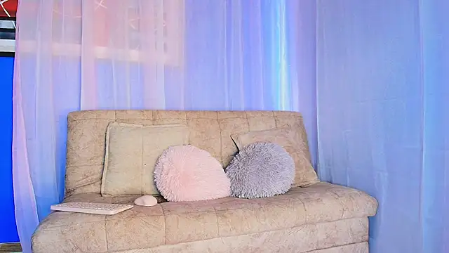 lizzy kane online show from February 2026 08:09:02 PM