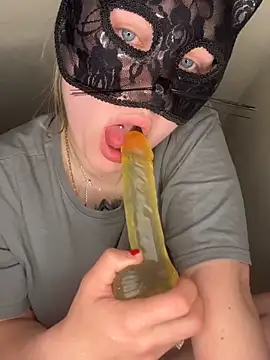 secretcouple 00 online show from April 2026 11:39:02 PM