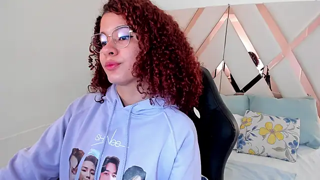 avrilwaynee online show from January 2026 11:58:01 AM