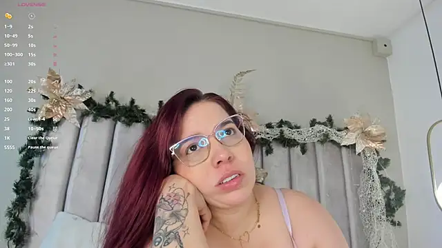 AnnaNoval 10 online show from December 2025 12:32:01 PM