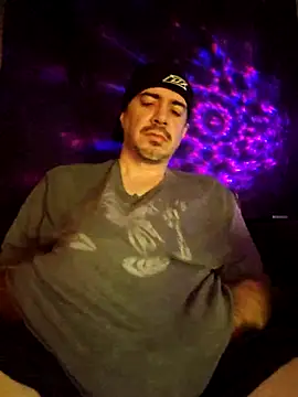 Snapshot of wilburydeznutz chatting on February 2026 12:17:01 AM wilburydeznutz online show from February 2026 12:17:01 AM