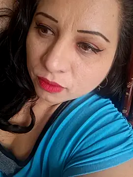 Snapshot of Catalinajane1 chatting on April 2026 06:32:02 PM Catalinajane1 online show from April 2026 06:32:02 PM