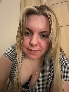 Nallinee online show from November 2025 10:56:01 PM