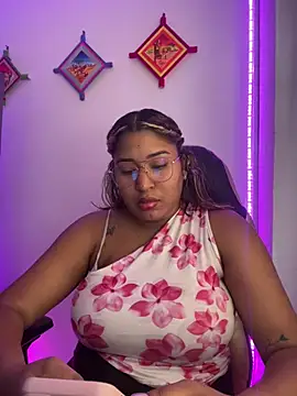 Snapshot of morena-2025 chatting on July 2026 07:49:02 PM morena-2025 online show from July 2026 07:49:02 PM