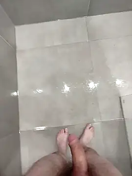 Snapshot of zaginiony1122 chatting on November 2025 08:25:02 PM zaginiony1122 online show from November 2025 08:25:02 PM