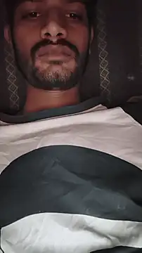 Ritik143jhil online show from April 2026 06:56:02 PM