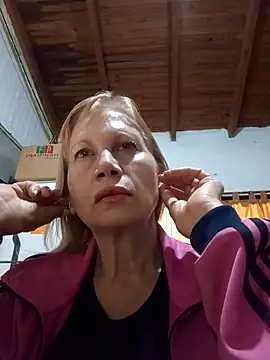 SexyMilf1211 online show from March 2026 12:33:01 PM