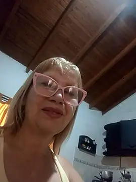 SexyMilf1211 online show from April 2026 07:16:01 PM