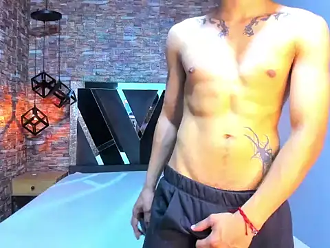 MattFiore online show from December 2025 07:43:02 PM