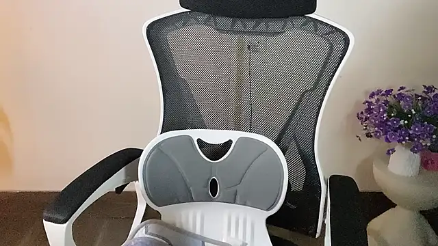 Snapshot of Babe-sweet chatting on March 2026 02:16:01 AM Babe-sweet online show from March 2026 02:16:01 AM