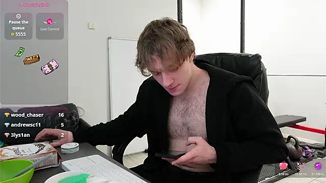 Snapshot of Charles_Dreams chatting on December 2025 08:07:02 PM Charles Dreams online show from December 2025 08:07:02 PM