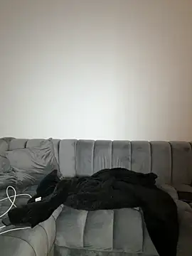Snapshot of Drekacakez chatting on May 2026 10:53:02 AM Drekacakez online show from May 2026 10:53:02 AM