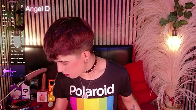 Angeldust19 online show from February 2026 04:02:01 AM