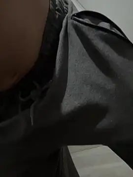 atesturky online show from December 2025 12:38:02 AM