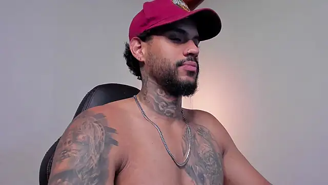 LuigiVitale 1 online show from February 2026 01:24:01 AM