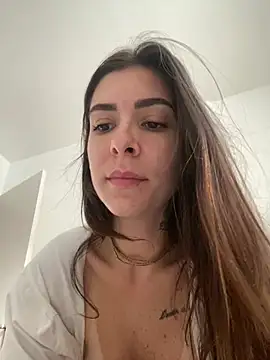 fer-nanda online show from April 2026 06:37:01 PM