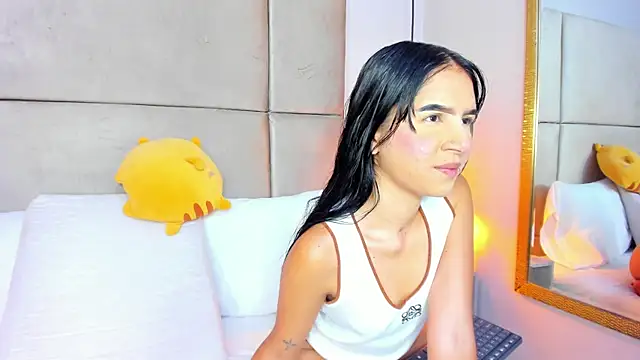Snapshot of angelaG1 chatting on June 2026 08:41:01 PM angelaG1 online show from June 2026 08:41:01 PM