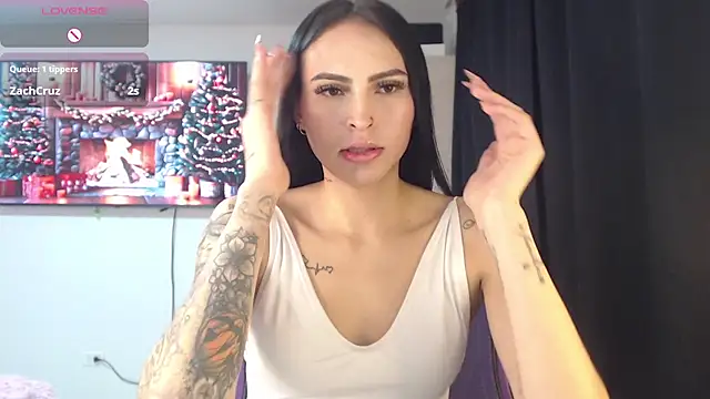 Snapshot of Linda__fiore chatting on November 2025 03:09:02 AM Linda fiore online show from November 2025 03:09:02 AM