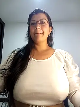 Snapshot of CelesteAlvarez1989 chatting on April 2026 02:27:02 AM CelesteAlvarez1989 online show from April 2026 02:27:02 AM