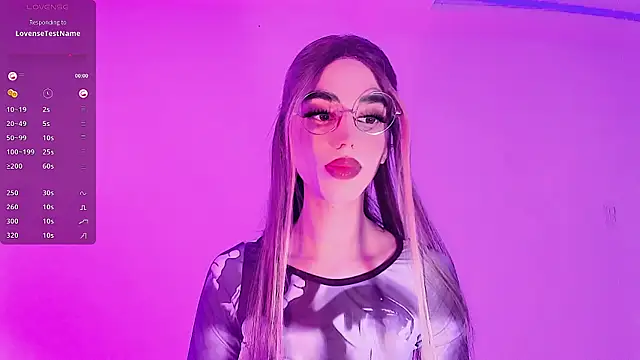 Snapshot of LeslieAmor1 chatting on November 2025 07:57:01 AM LeslieAmor1 online show from November 2025 07:57:01 AM