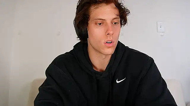 Snapshot of alex_islivee chatting on April 2026 10:29:02 PM alex islivee online show from April 2026 10:29:02 PM