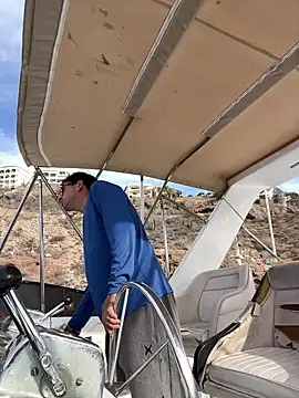 Snapshot of algila08 chatting on April 2026 12:00:01 AM algila08 online show from April 2026 12:00:01 AM