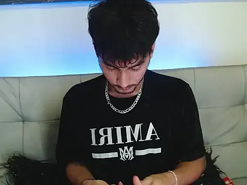 Brunicci online show from November 2025 08:38:01 AM