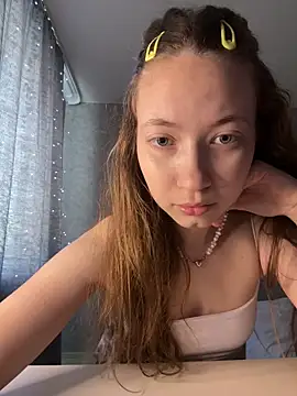 Holy Poly online show from March 2026 05:33:02 AM