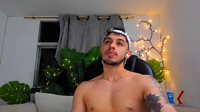 Snapshot of Austin_coljs chatting on March 2026 05:55:01 AM Austin coljs online show from March 2026 05:55:01 AM